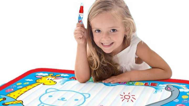 حصيرة الرسم المائية الكبيرة 100×70 سم – وسيلة إبداعية صديقة للبيئة لتنمية مهارات الأطفال